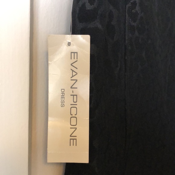 Evan-Picone Black Leopard Sheath Dress Structured Lined Buckle Detail LBD 12 NEW - Picture 9 of 14